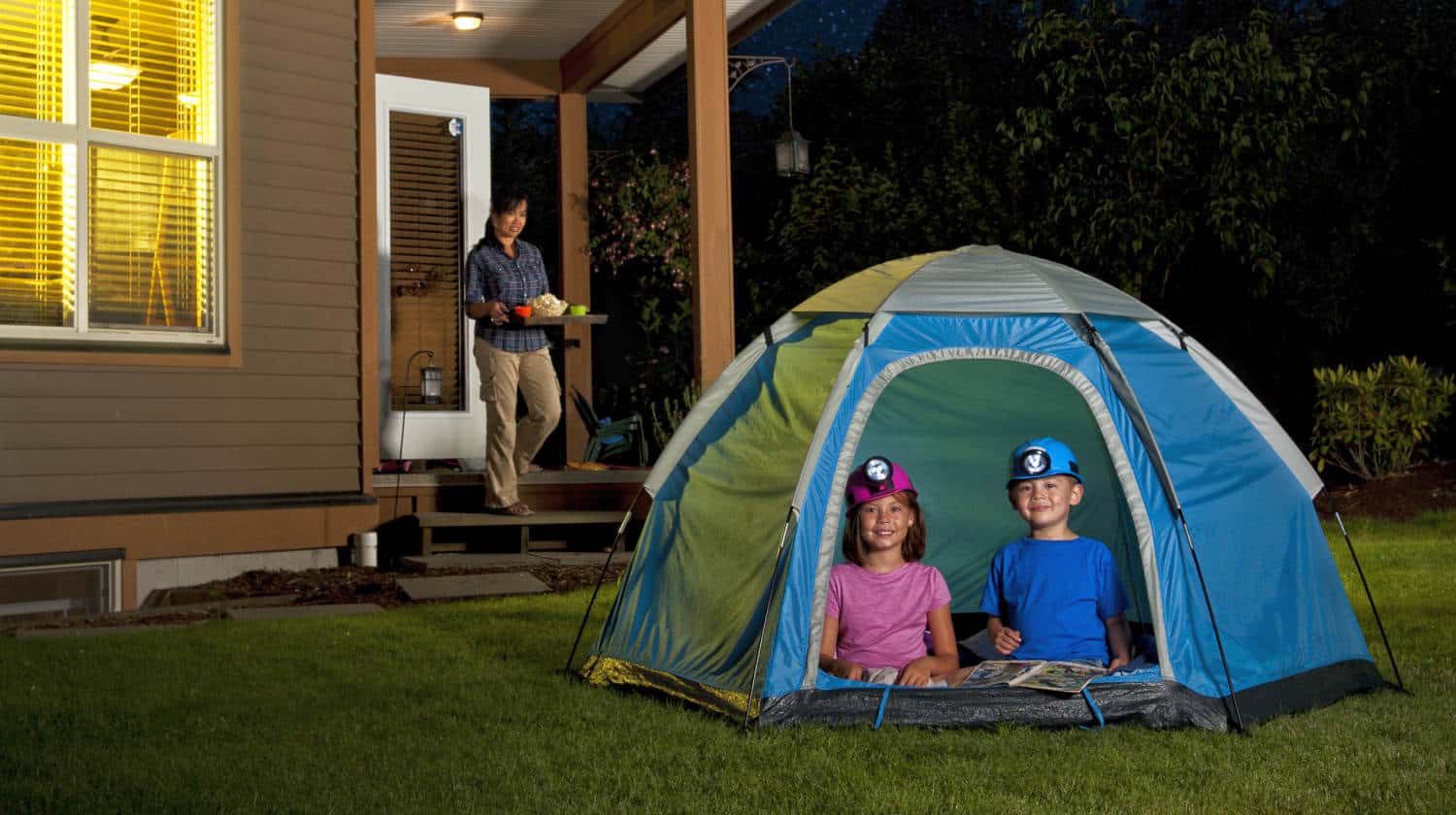 Feature | A backyard campout |Outdoor Tech Gadgets For Your Backyard